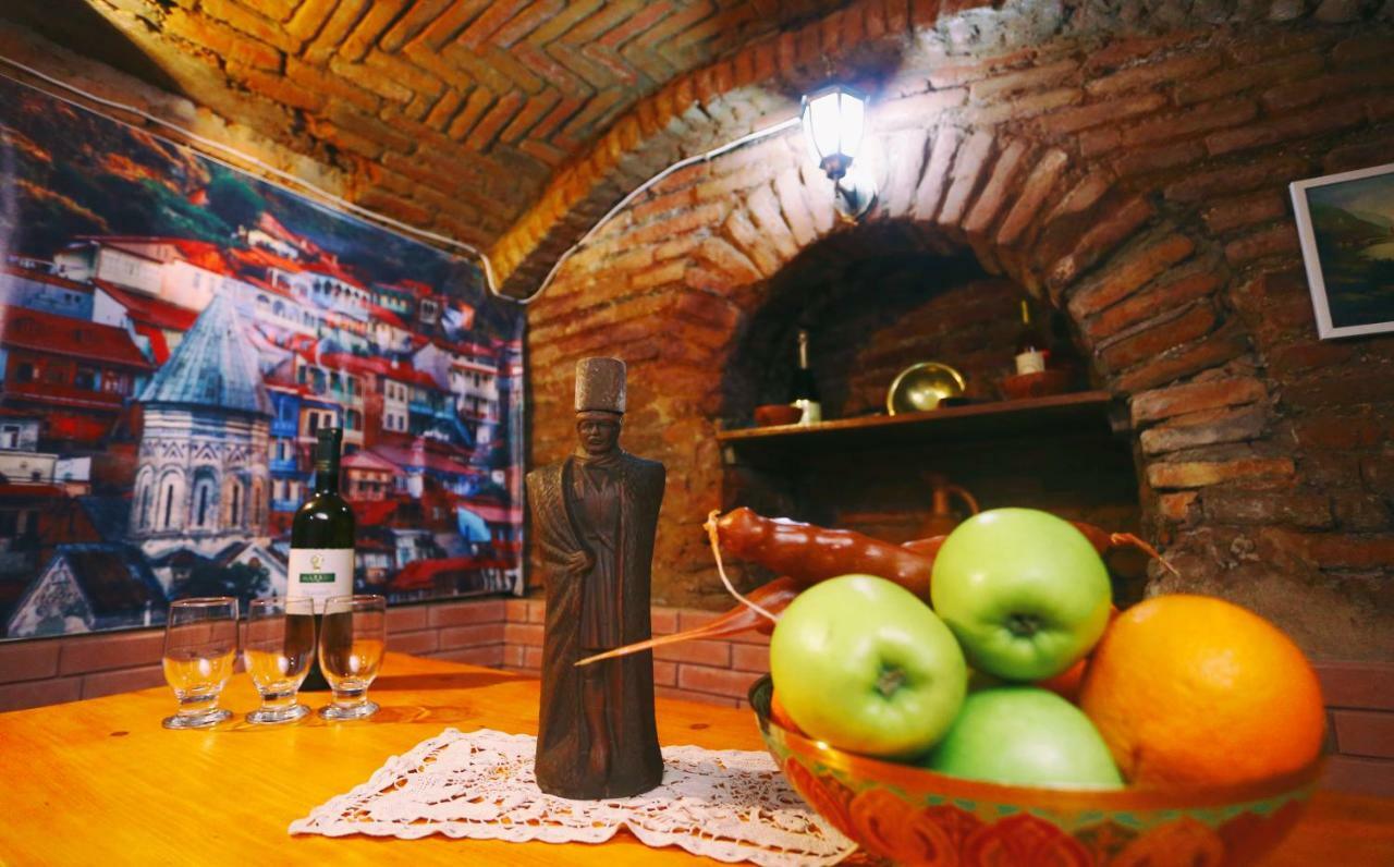 Apartment On Freedom Square Diuma Street ティビリシ エクステリア 写真